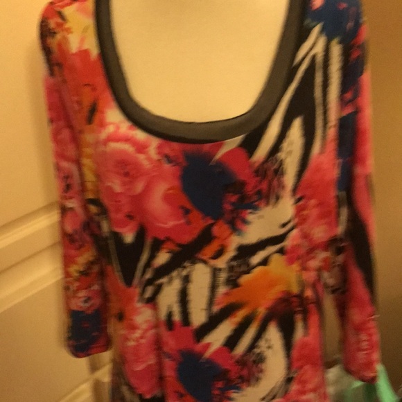 Tunic top - Picture 3 of 4